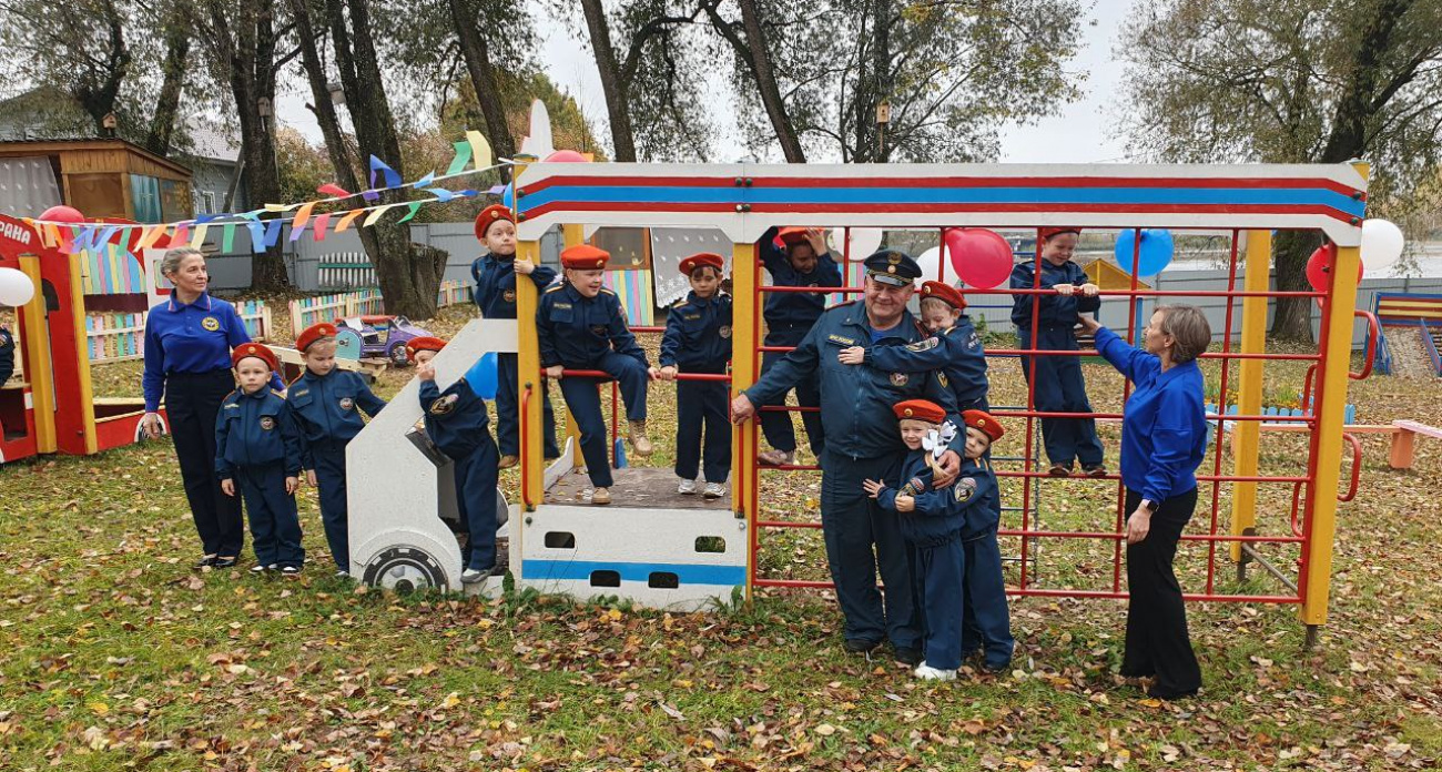 В Шаранге открыли детский учебно-спасательный городок