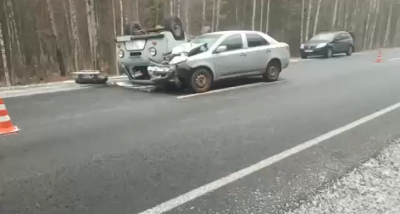 Пьяный водитель спровоцировал ДТП с переворотом УАЗика в Ветлужском районе