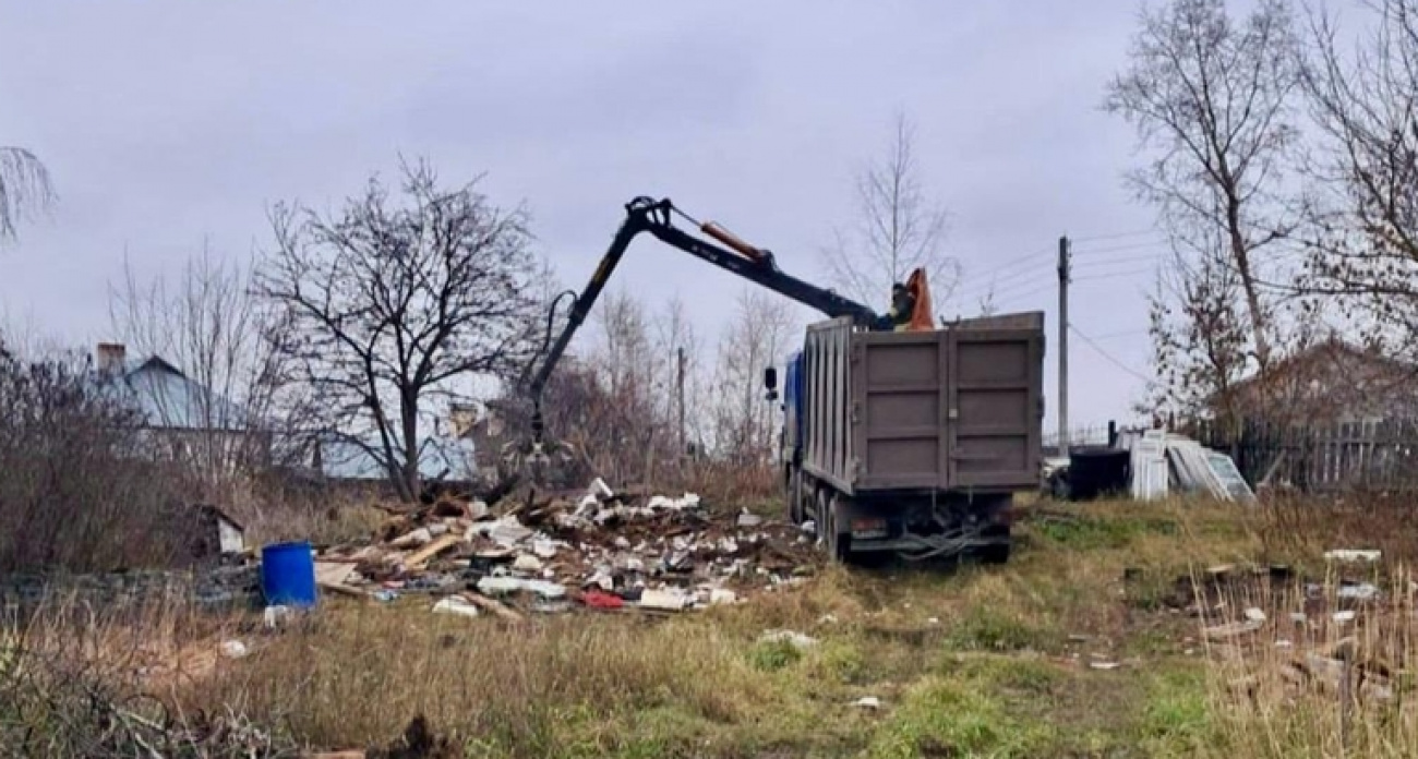 Один из районов Нижнего Новгорода очистили от 8000 кубометров мусора