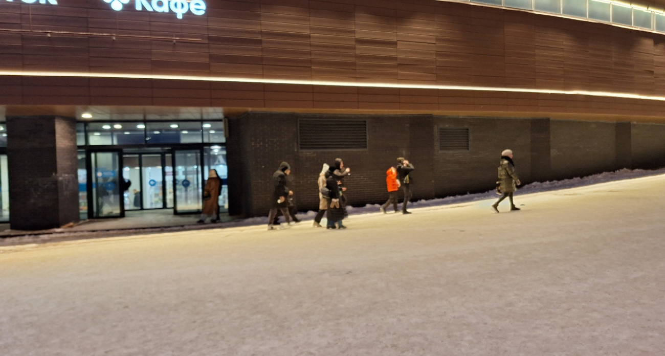 Люди с этой привычкой по утрам обречены на бедность - вот, что выяснили ученые