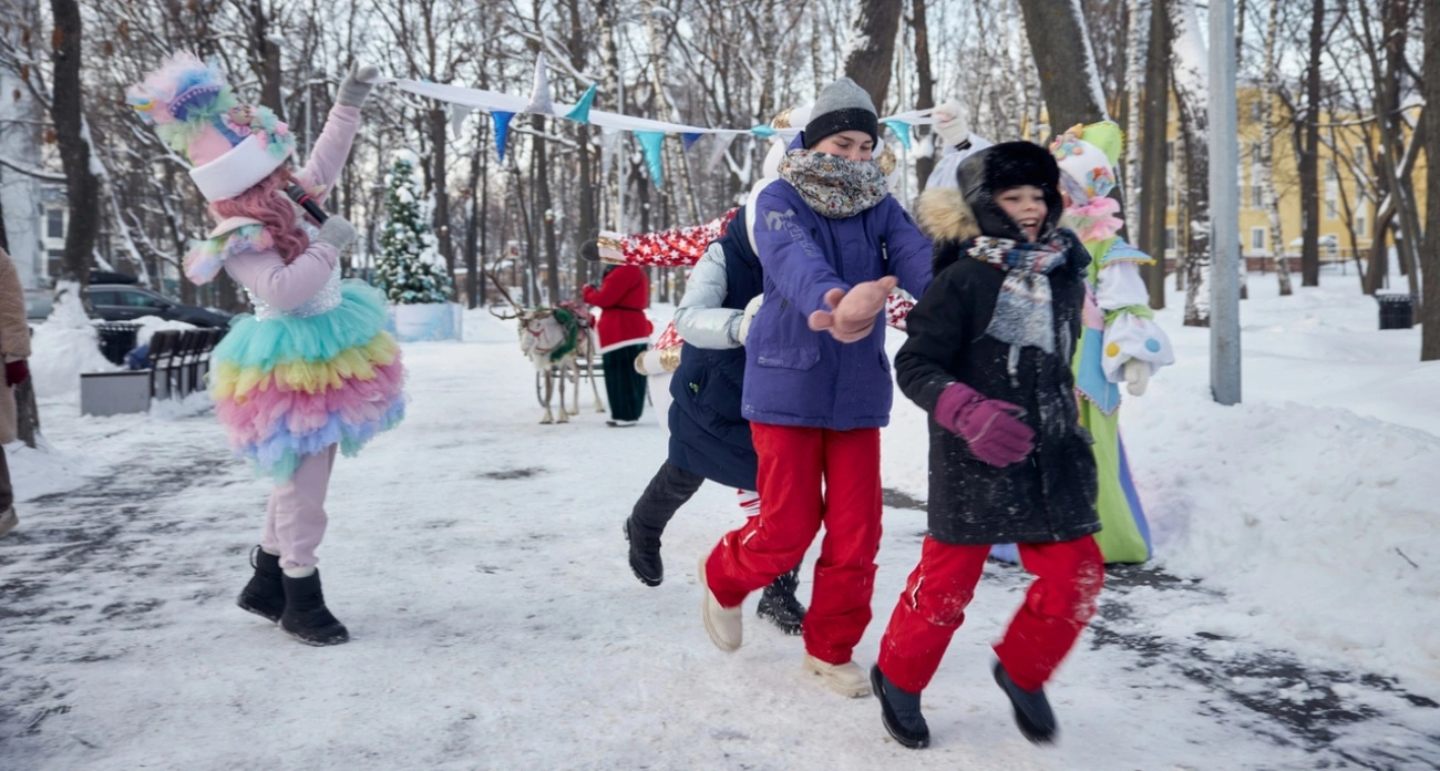 Фото к статье: Елка, каток и эстафеты: куда сходить в Нижнем Новгороде в новогодние праздники