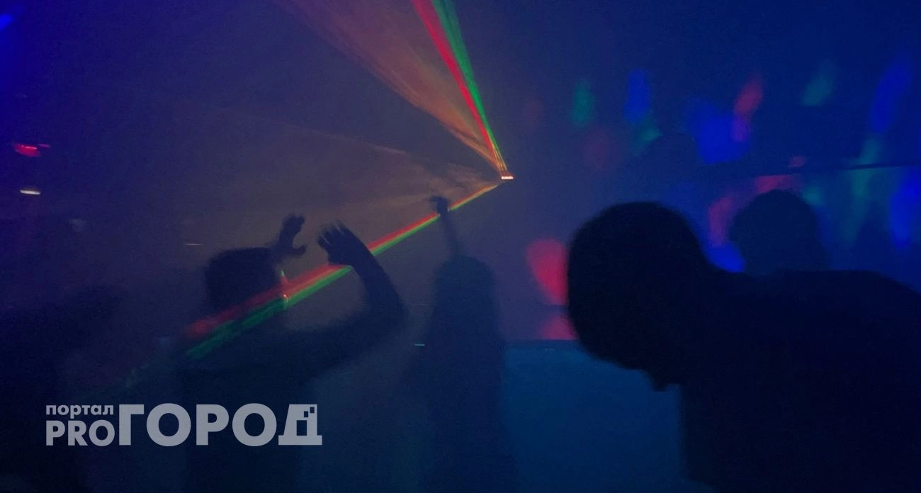 Фото к статье: Нижегородец потерял полмиллиона рублей, отдохнув в баре