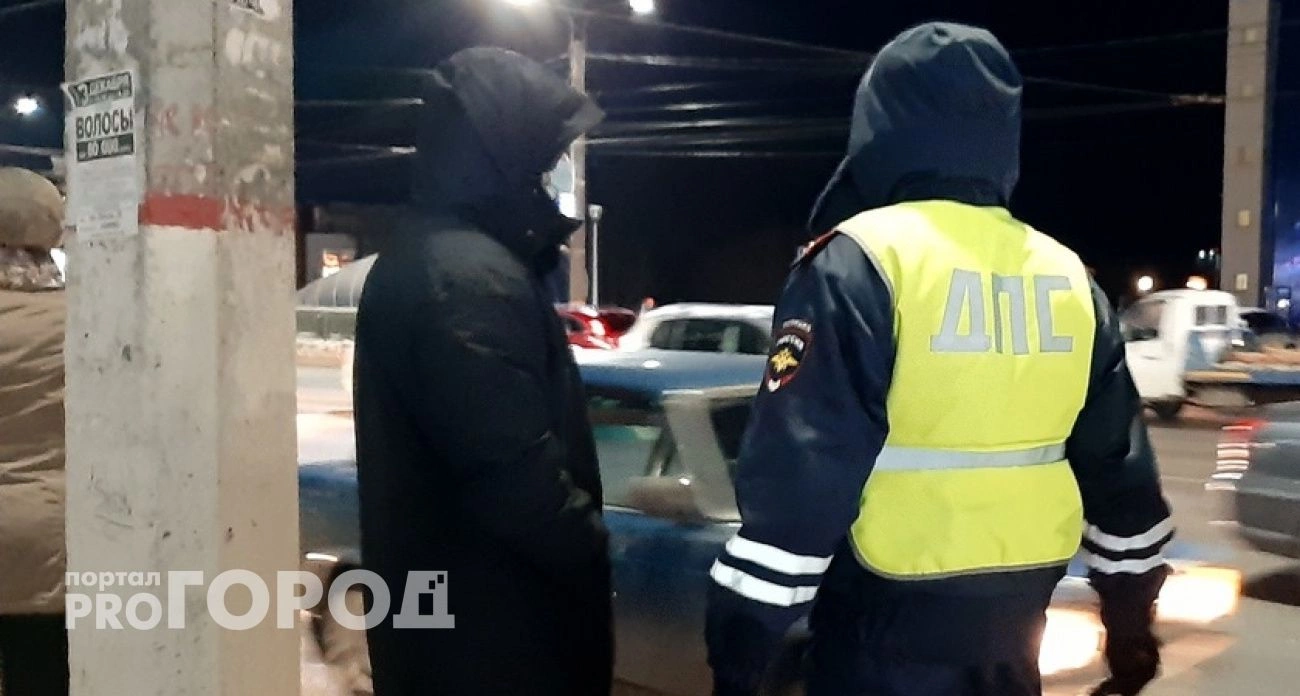 Фото к статье: В Кстово будут судить иностранца, который пытался дать взятку сотруднику ДПС 
