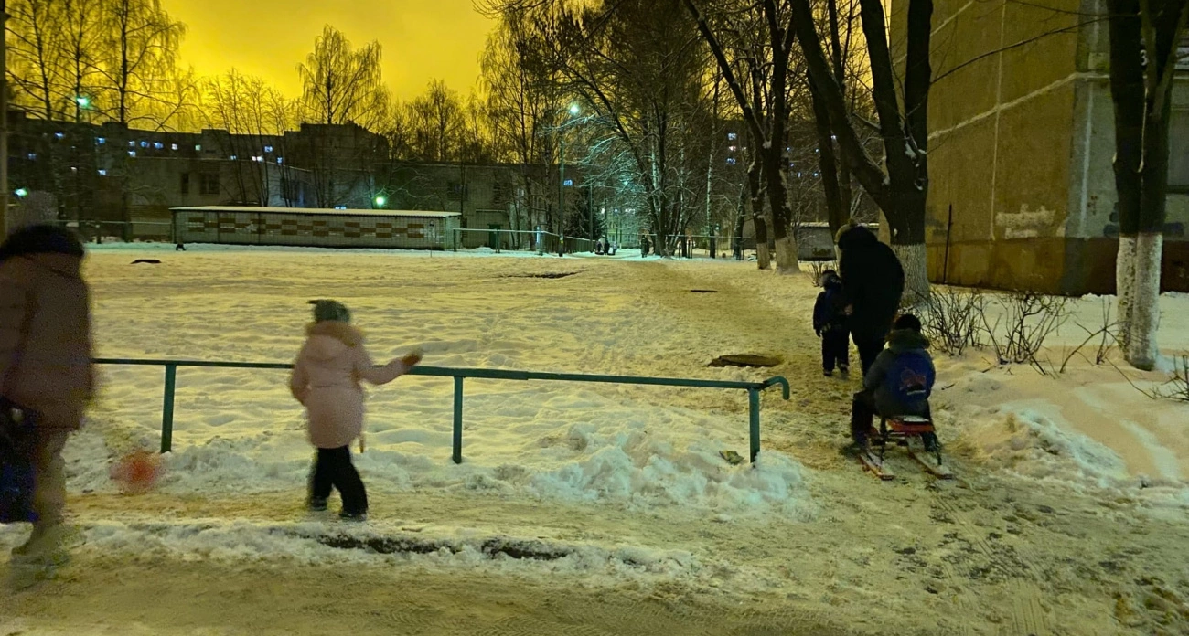 Фото к статье: Родители озадачены - некоторых школьников отправят отдыхать раньше: как в России пройдут весенние каникулы 2025