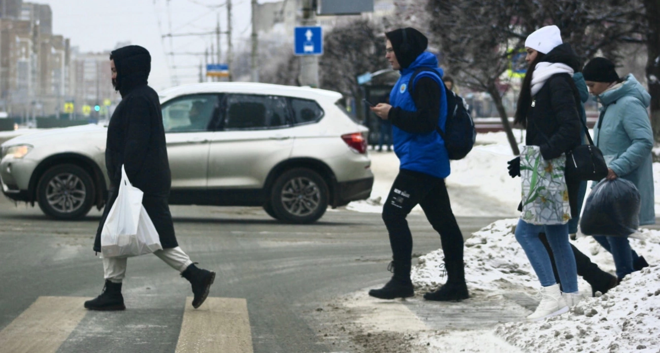 Фото к статье: В этих словах нет буквы "в" , но каждый второй ее упрямо ставит