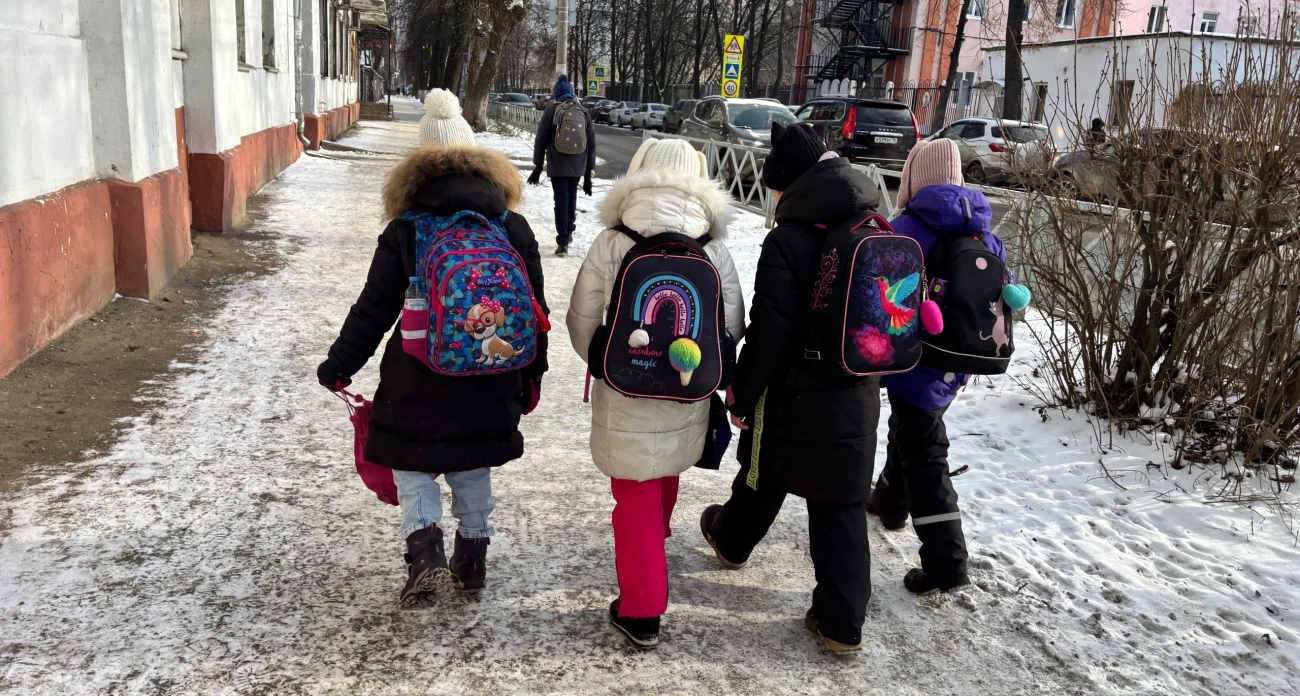 Фото к статье: В школах полный хаос: весенние каникулы перенесли — утвердили новые даты