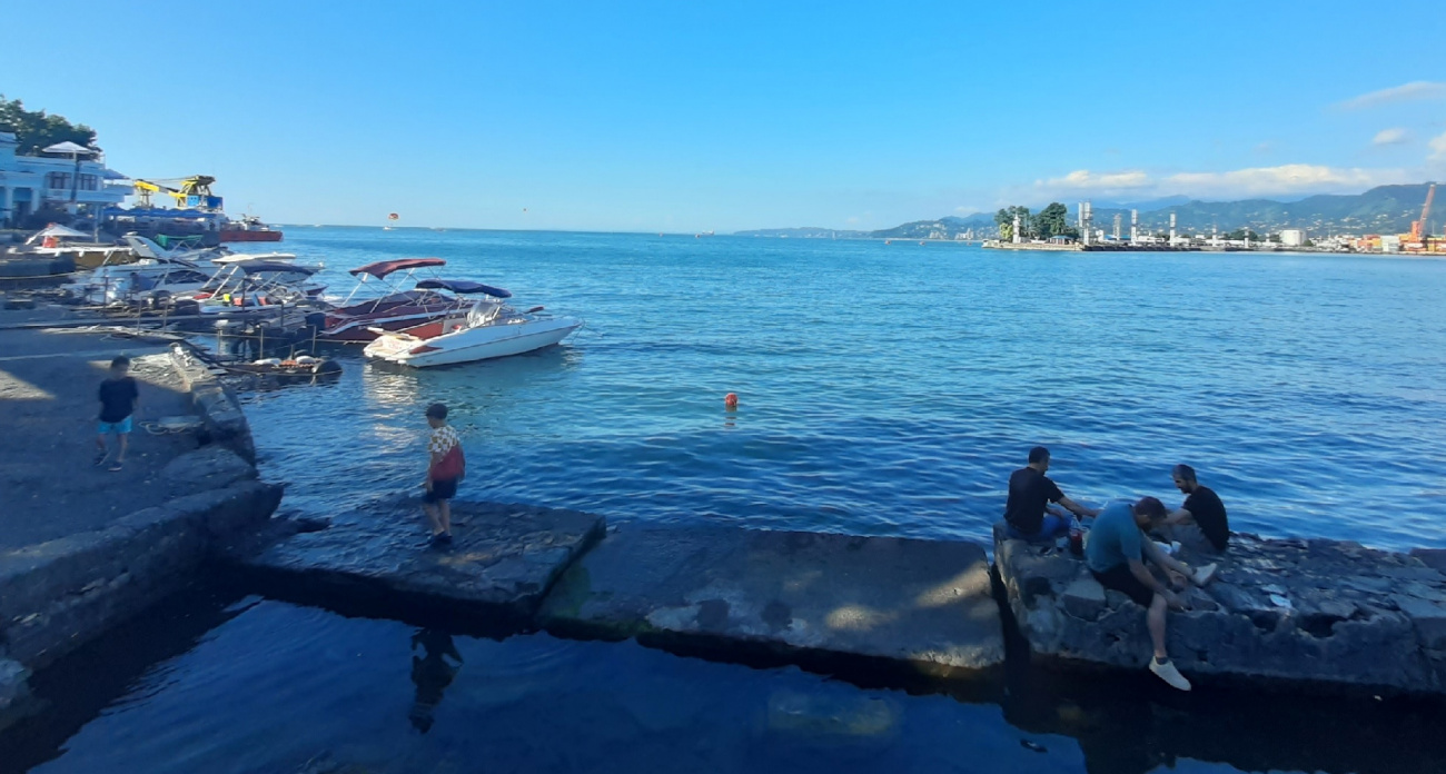 "Чистейшие пляжи и нет толпы туристов": назван лучший курорт для отдыха летом - и это совсем не Сочи