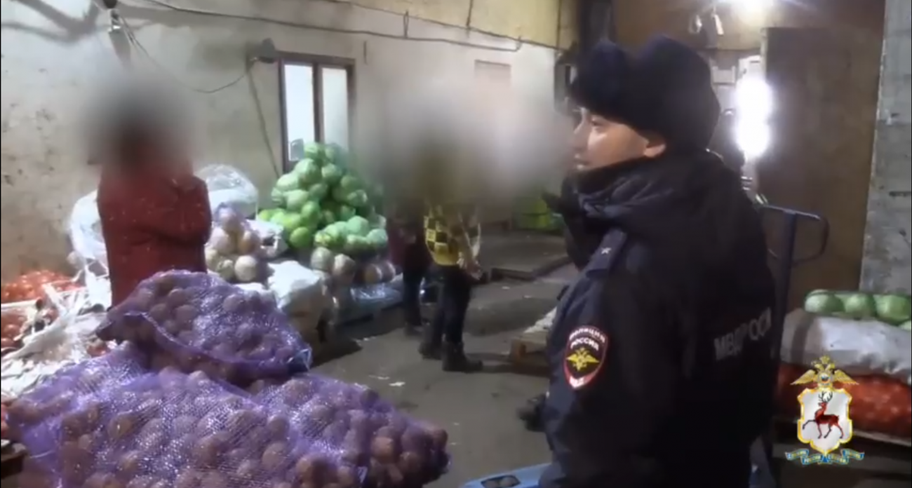 В одном из районов Нижнего Новгорода проверили около 90 иностранцев: некоторых из них отправят домой