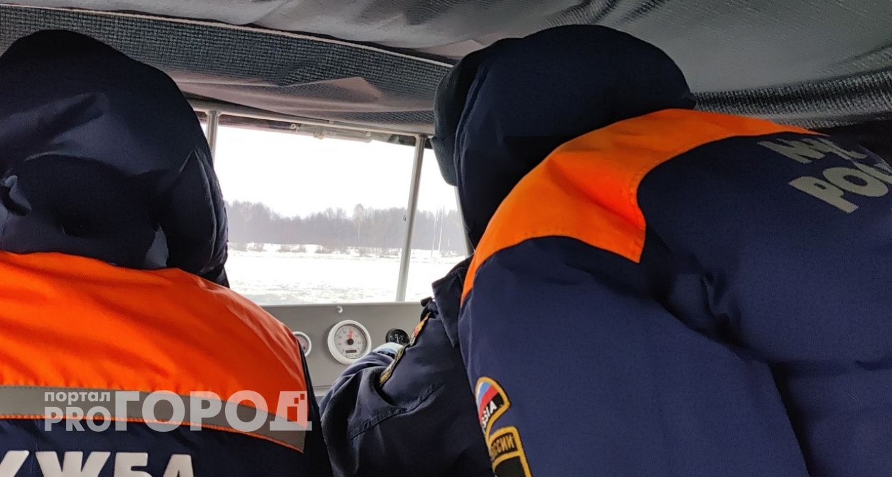 Пять человек провалились под лед в Воротынском районе