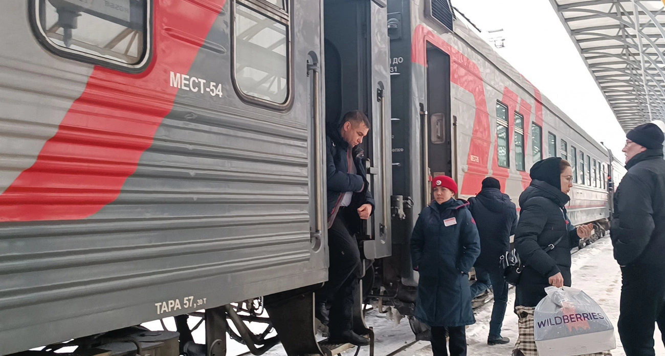 Фото к статье: Теперь плацкарт затмит купе: пассажиры ликуют, а проводники возмущены