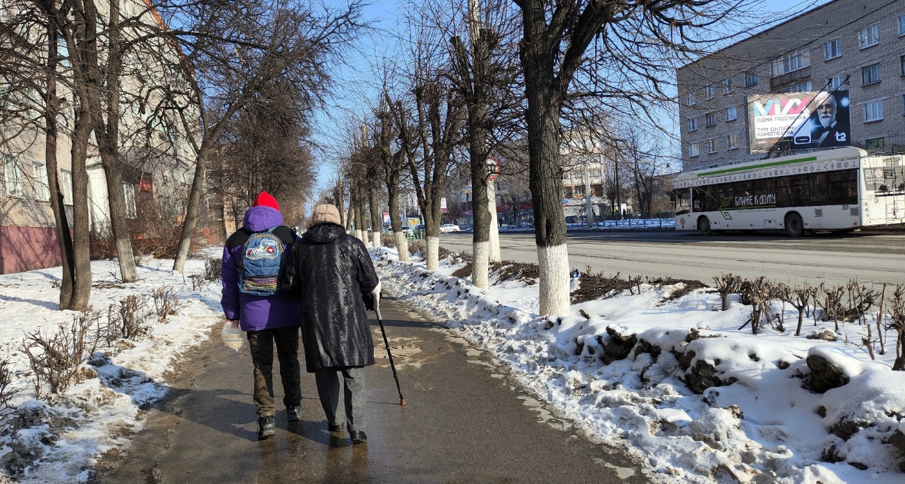 Фото к статье: Теперь пенсионное удостоверение придется вернуть: пенсионерам до 70 лет приготовили внезапный сюрприз с 1 июля