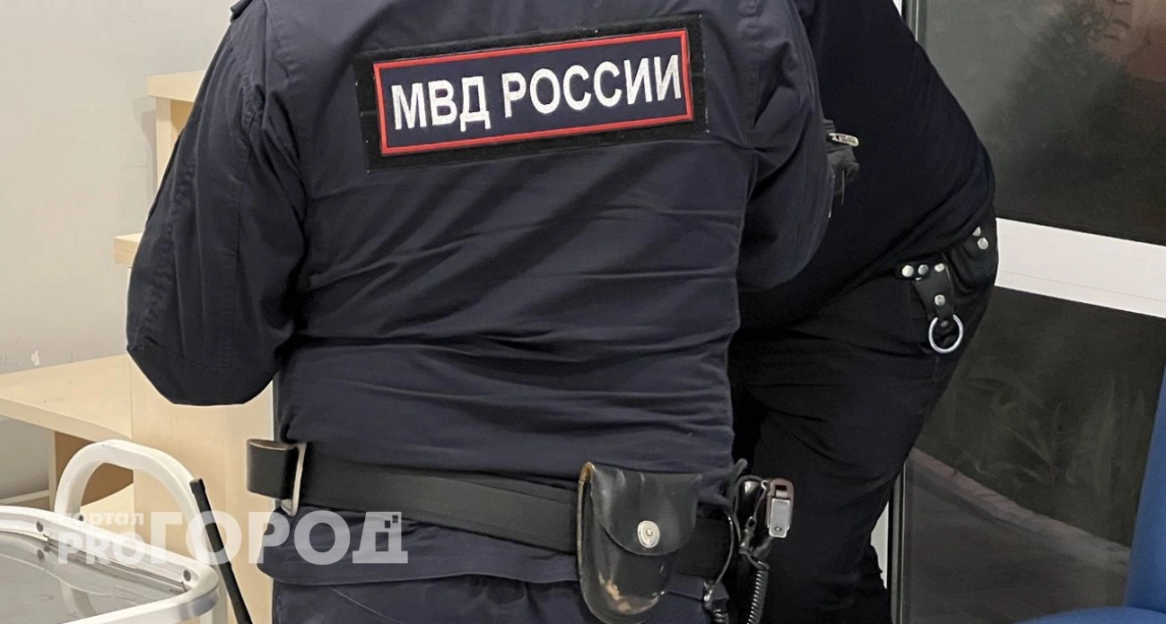 Фото к статье: Нижегородец остался без денег и документов, забыв запереть свою ГАЗель