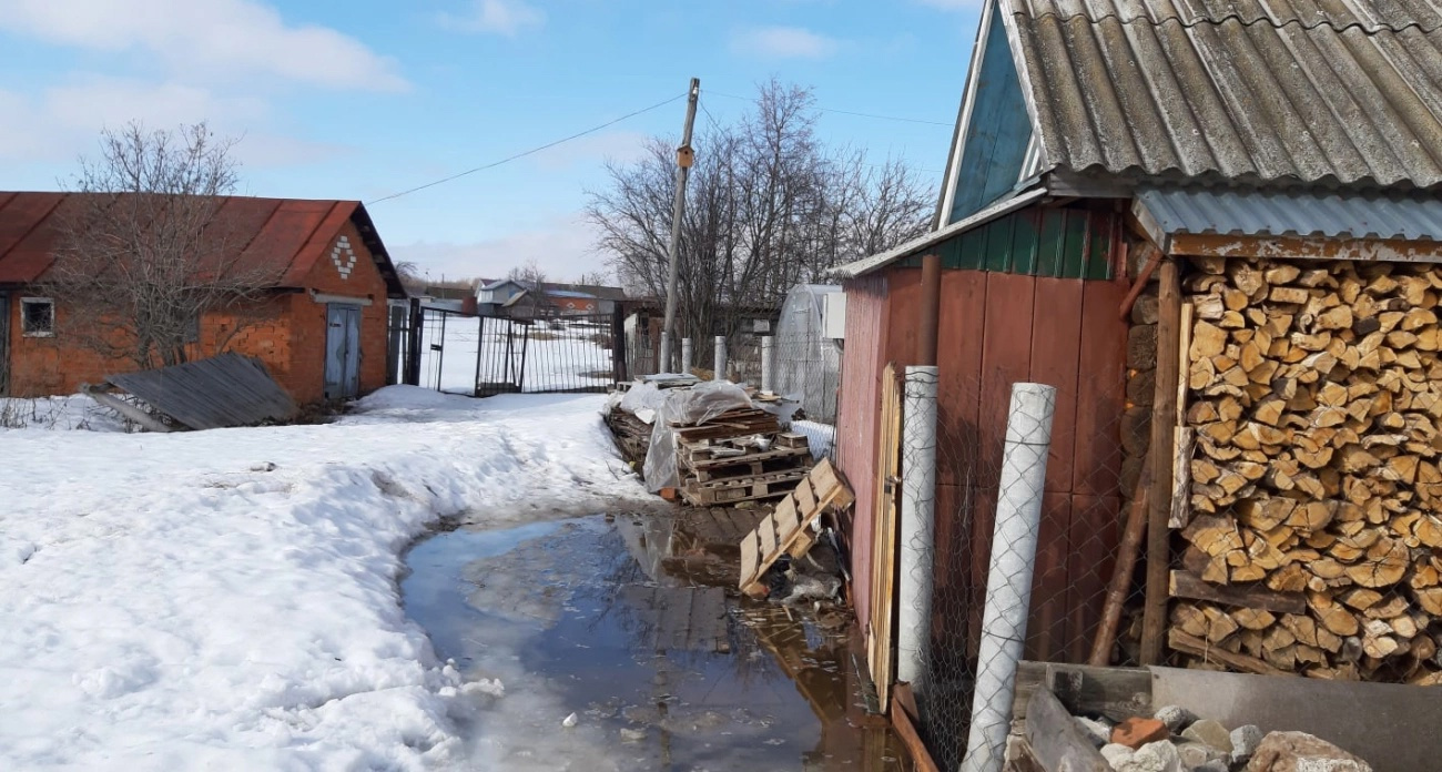 Бани и теплицы попали под новый налог: в 2025 году дачников ожидает тотальная проверка и суровые штрафы 