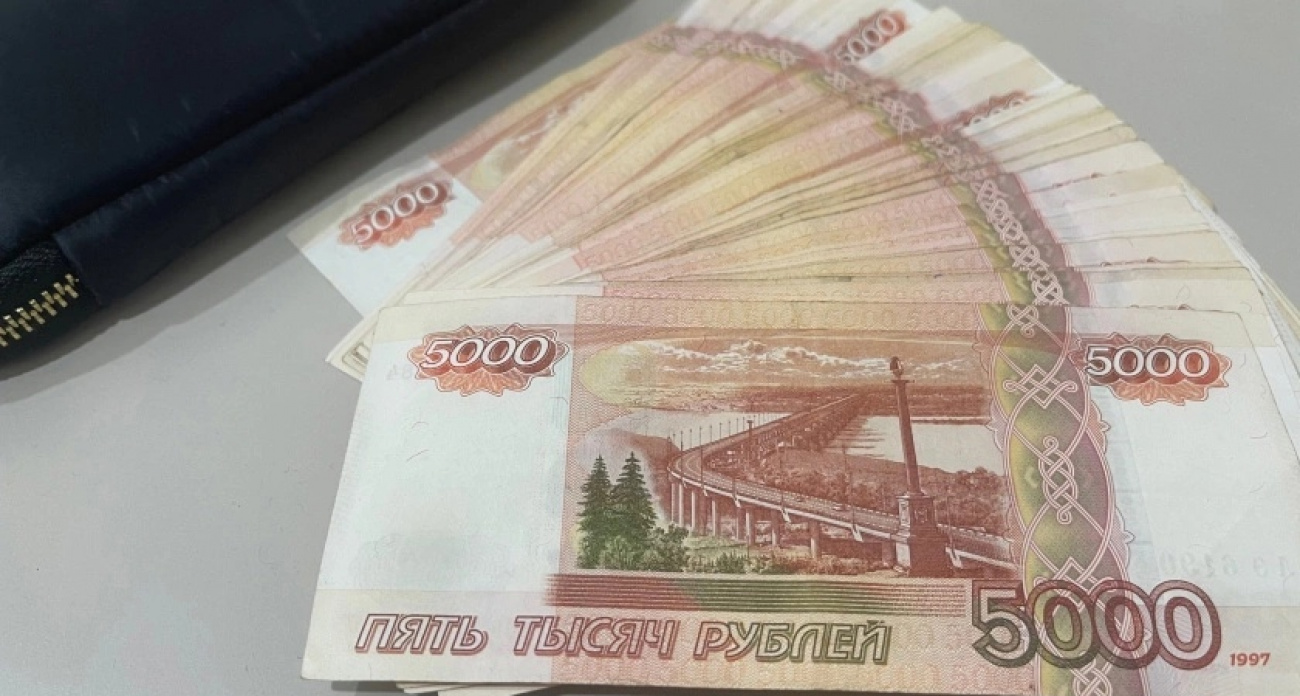 Механизм уже полностью запущен: Центробанк изымает 5-тысячные купюры у россиян
