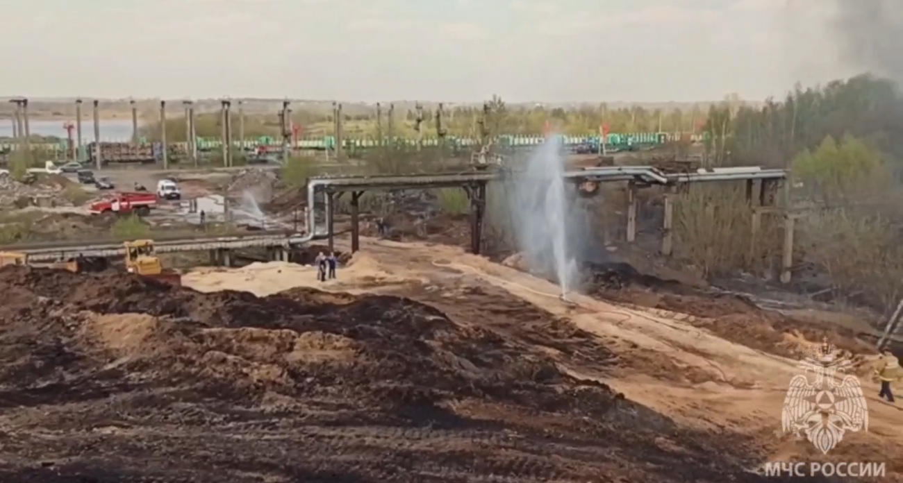 В Балахне вспыхнул пожар на производстве на площади 3000 квадратных метров