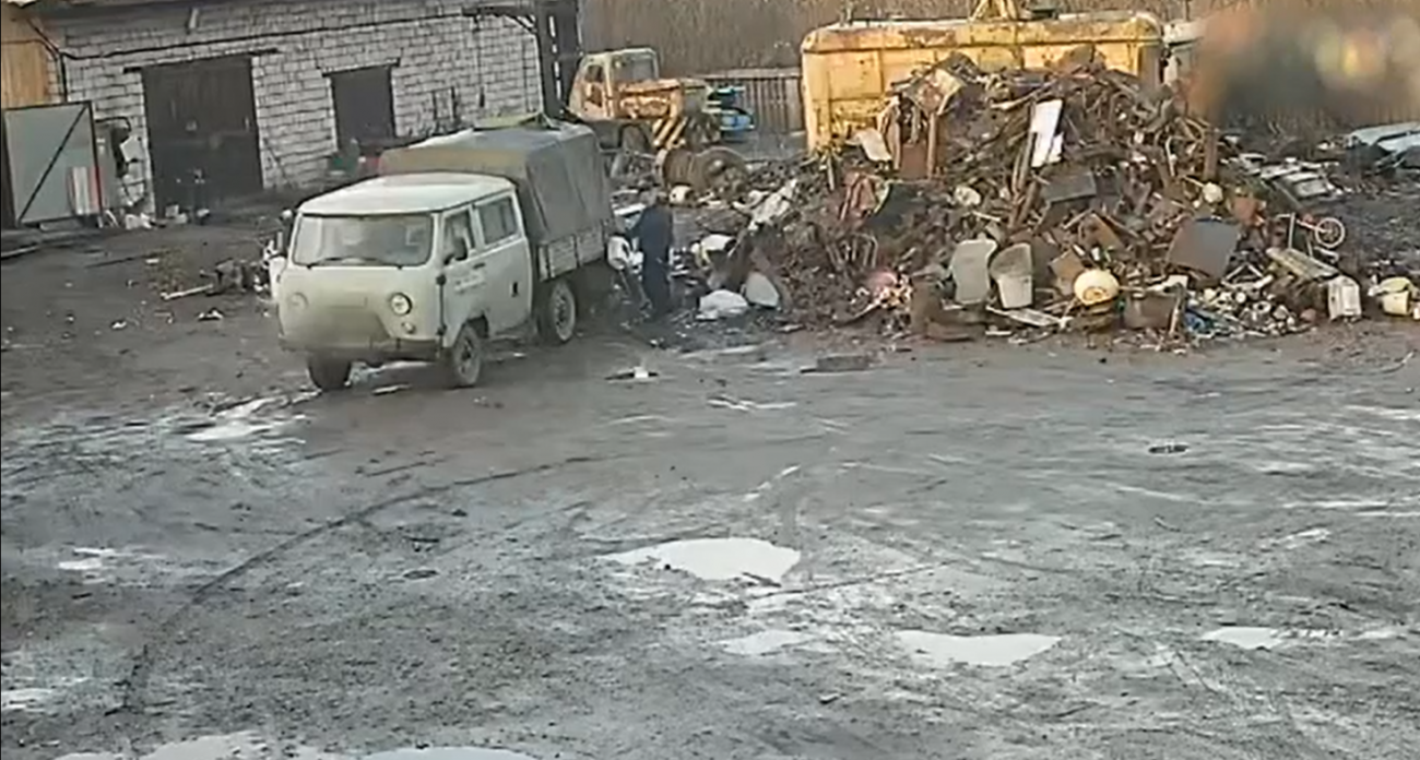 Житель Нижегородской области утащил с собой 1,5 тонны кировских рельсов