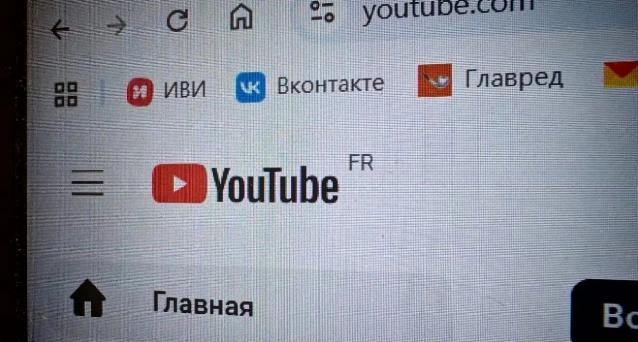Фото к статье: Конец блокировки? YouTube снова доступен в России