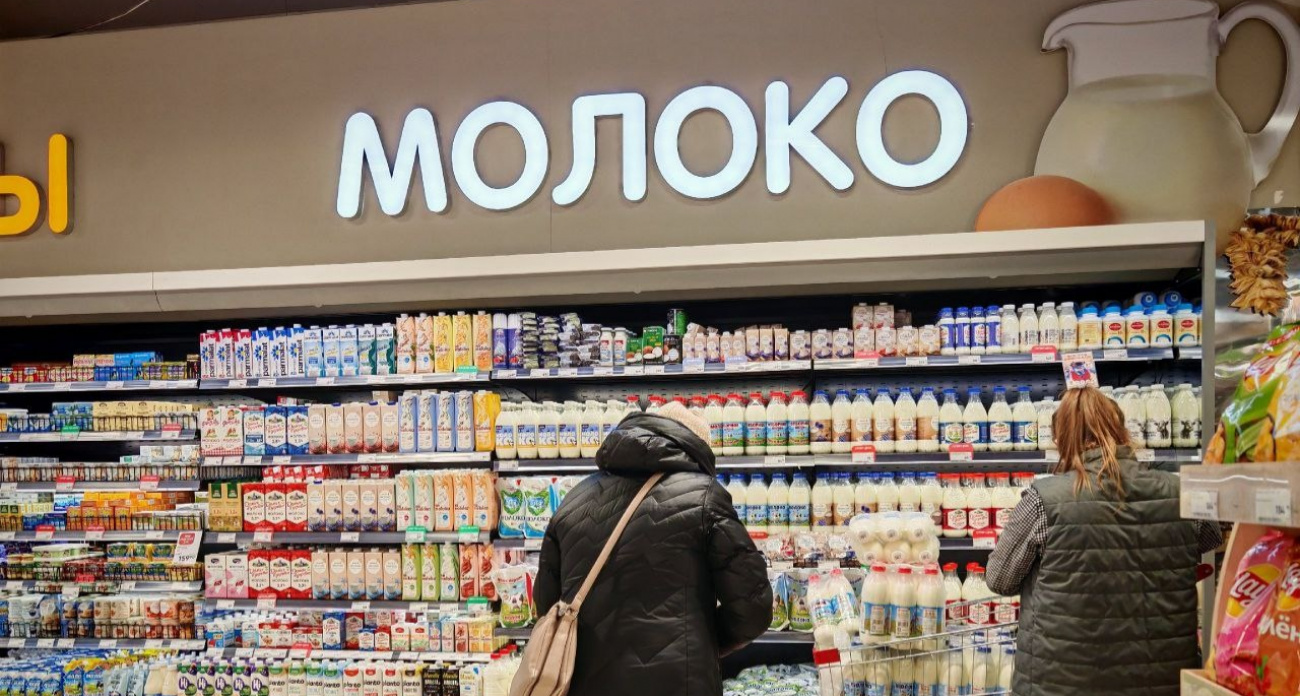 Беленая мелом вода: Роскачество назвало худшие бренды молока - не берите даже по скидке