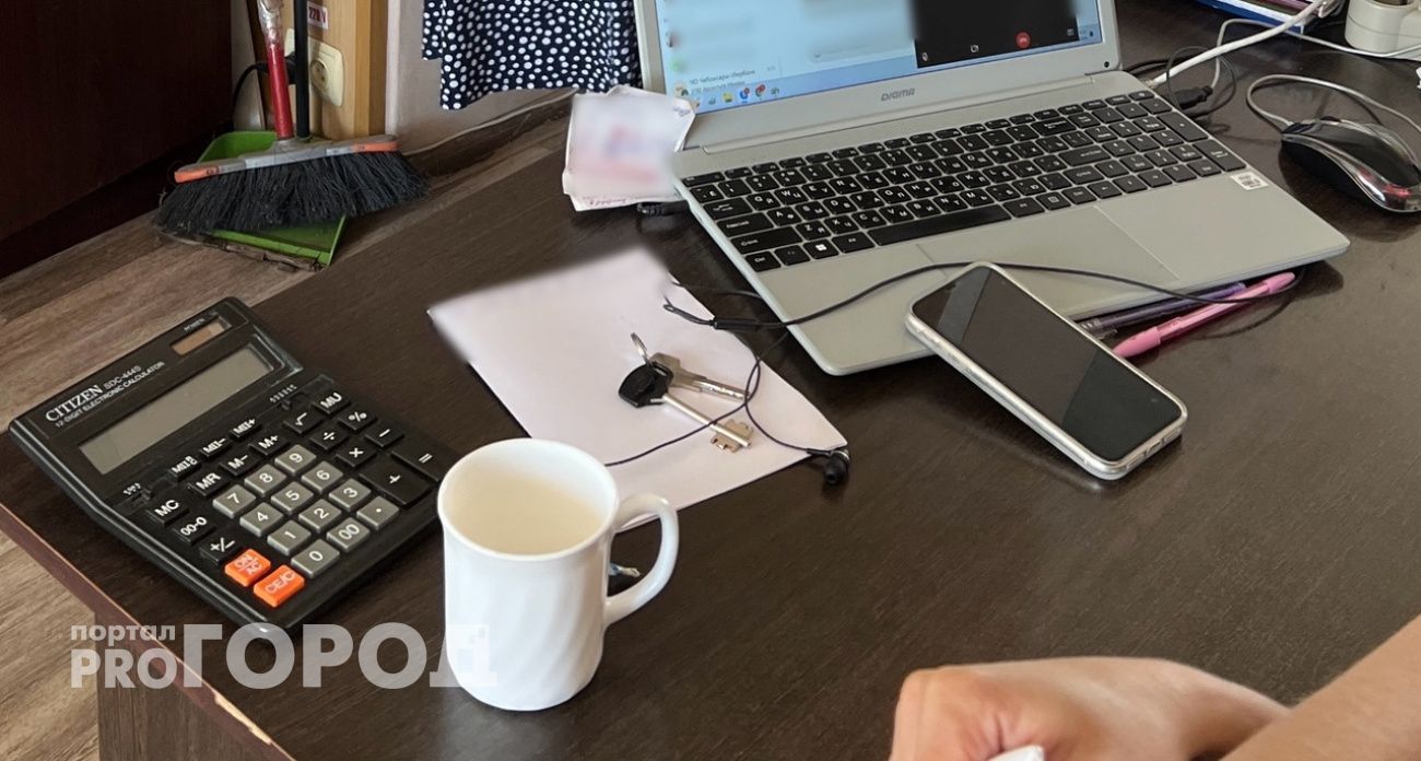 55-летняя нижегородка лишилась 90 тысяч рублей после собеседования по видеосвязи