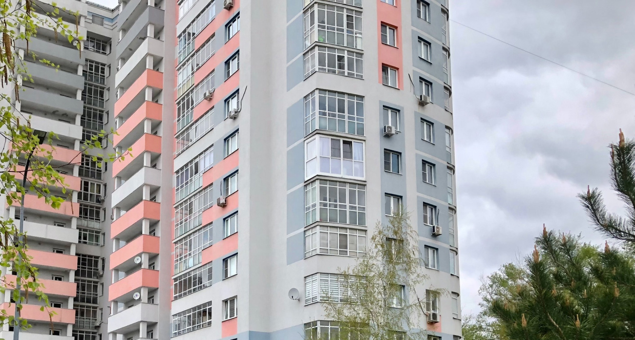 Остекление балкона под запретом: заставят убрать через суд — новая угроза для владельцев квартир с 1 июня