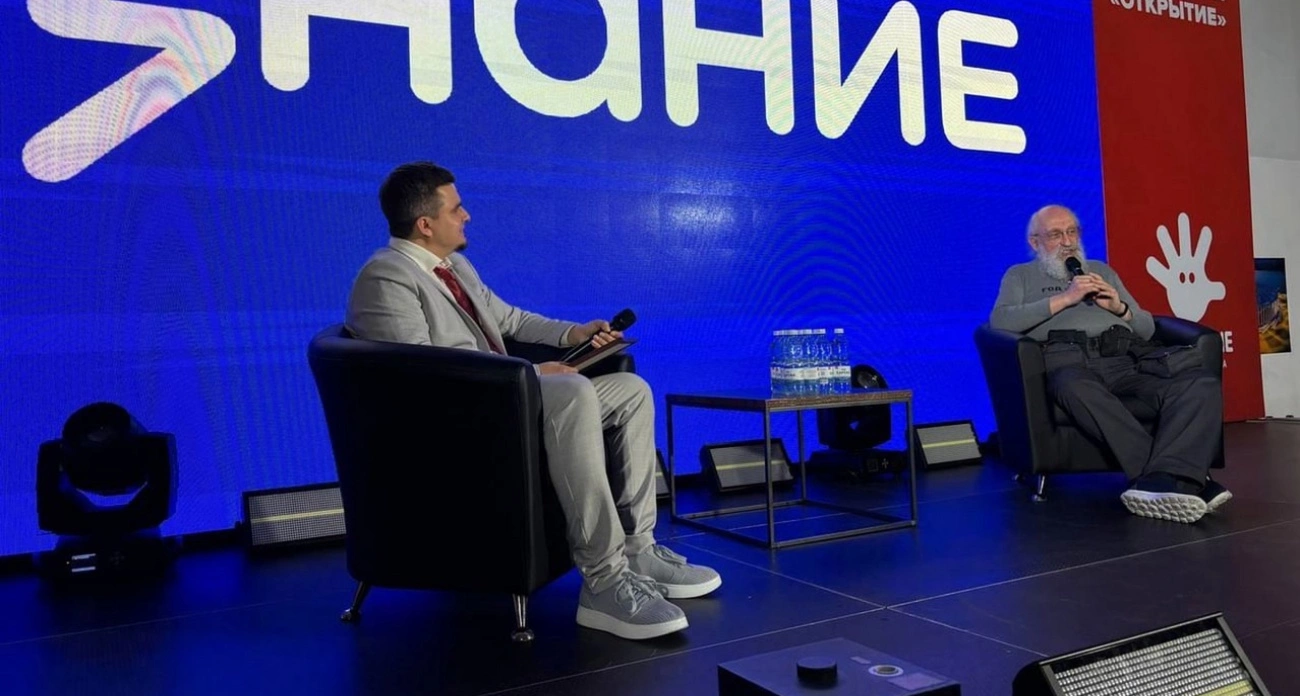 Фото к статье: "Думать - это интересно": Вассерман выступил перед нижегородскими школьниками