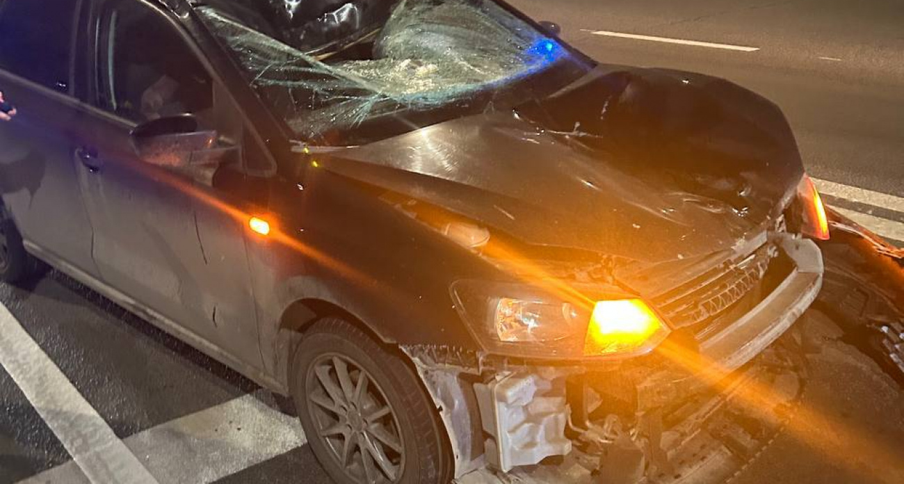 В Нижнем Новгороде ночью насмерть сбили пешехода, который пересекал дорогу