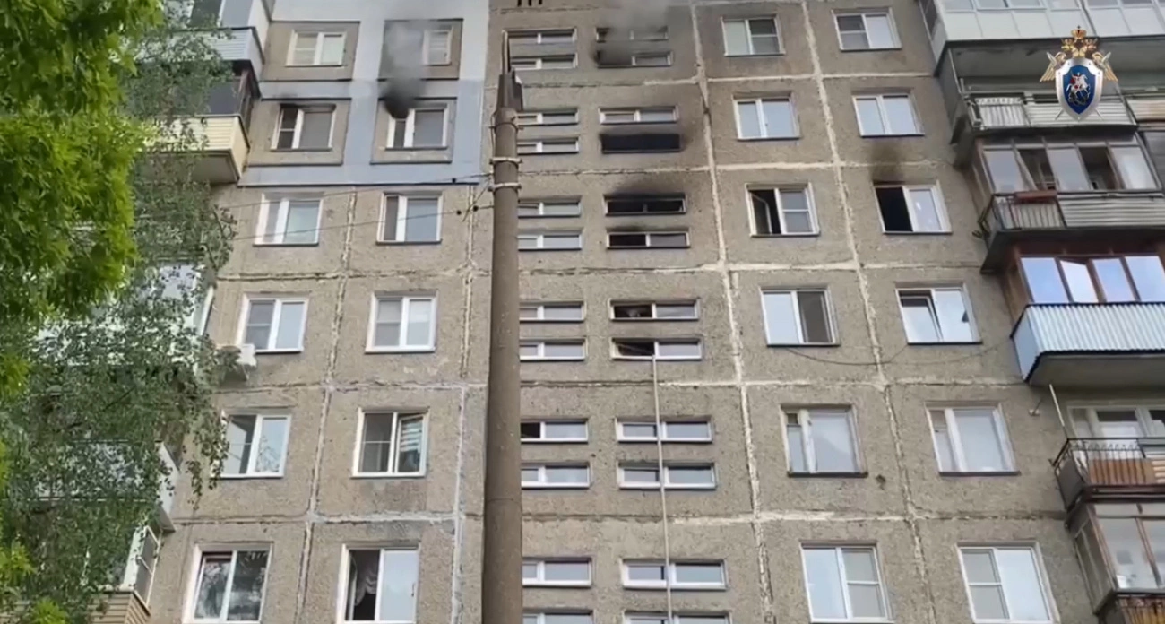 Фото к статье: 66-летняя нижегородка погибла при возгорании в многоквартирном доме на улице Пермякова