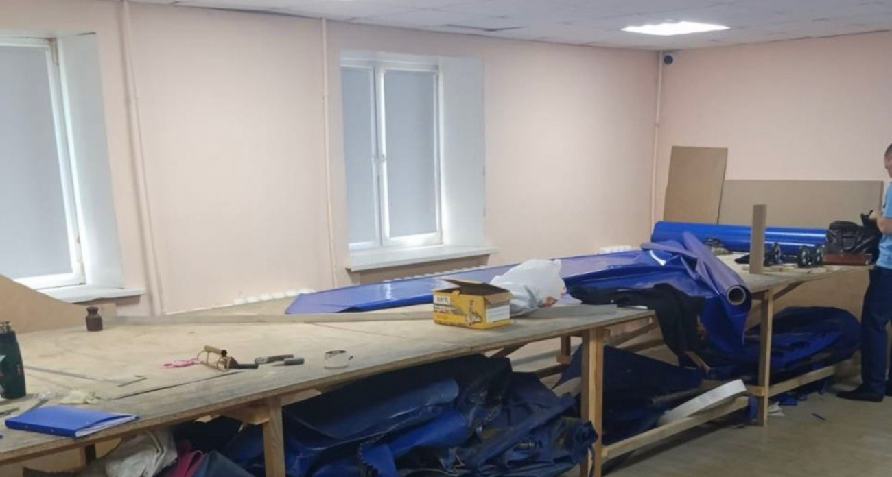 В Балахне в квартире на первом этаже нашли мини-завод с токсичным запахом