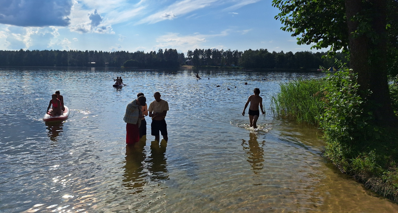 Зуд купальщика: россиян предупредили об опасных паразитах в водоёмах
