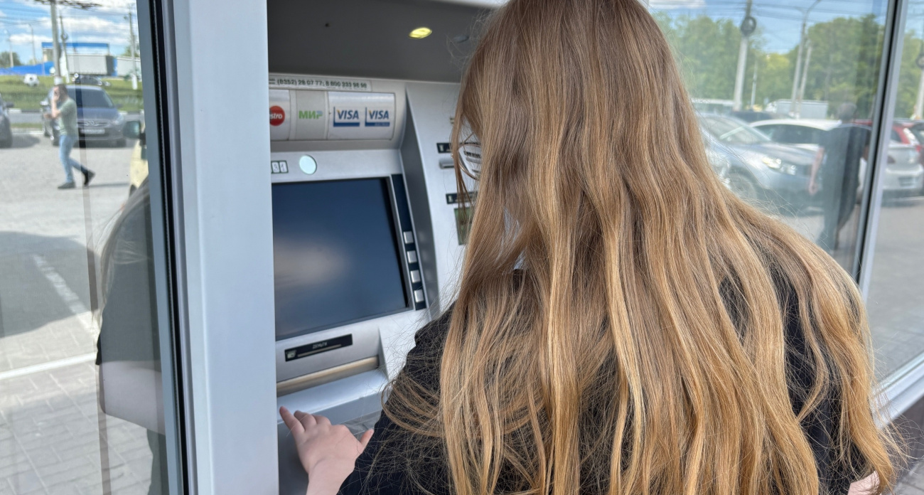 Переводы родным под запретом? Вся правда о новых "ужасных" налоговых изменениях с 1 июля 2025: о чем гласит закон