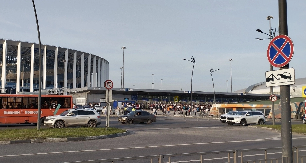 Перекрытие дорог из-за фестиваля и нападение в салоне красоты: главные новости за 04.07.2025 в Нижнем Новгороде