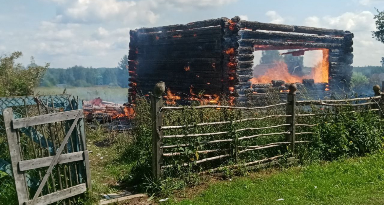 В Ветлужском районе сгорел частный дом: под обломками нашли тело