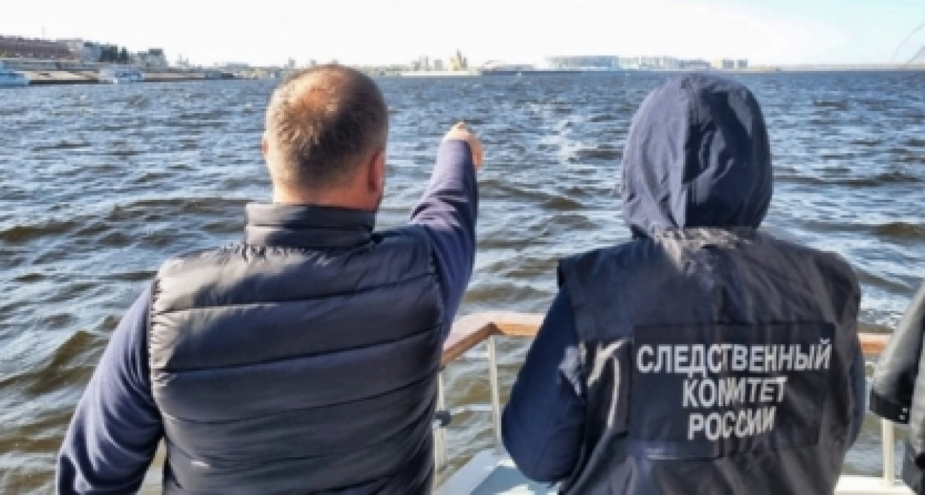На Оке у Метромоста мужчина без прав и в нетрезвом виде на катере протаранил парусник: суд назначил наказание виновному