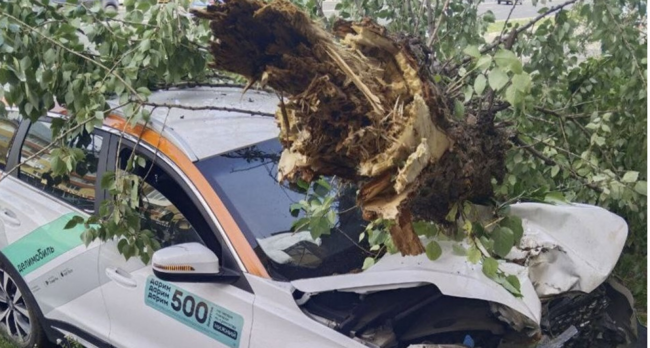 Пьяный водитель Chery Tiggo поехал кататься по центру Нижнего Новгорода: поездка закончилась смертью пешехода 