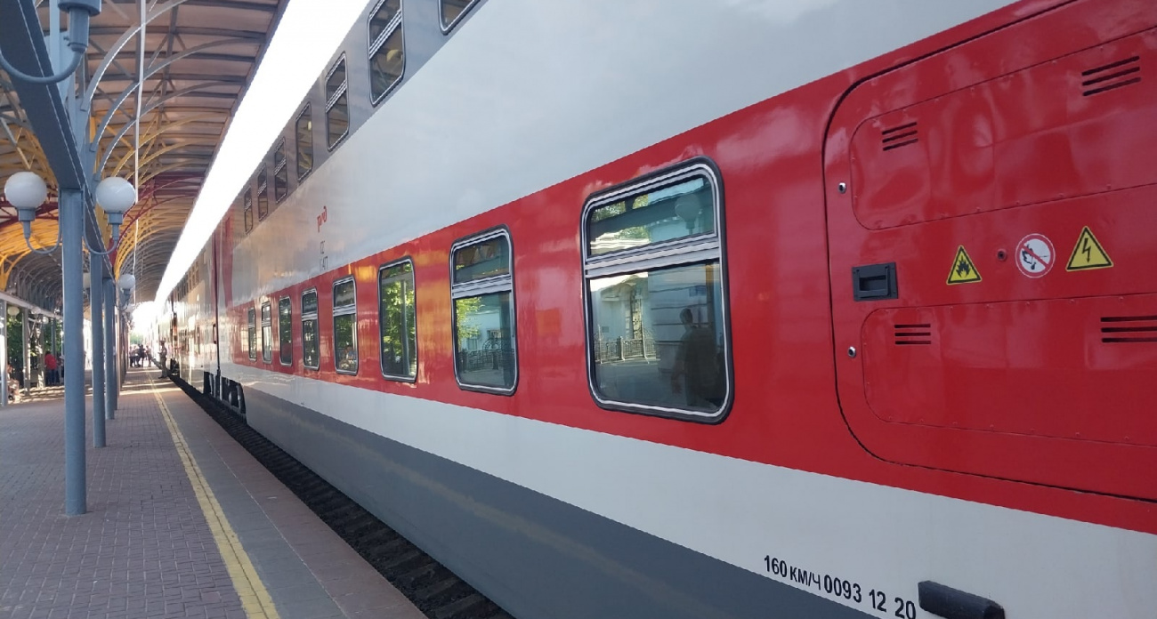 Купе теперь по цене плацкарта с помощью занавески: новый тренд туристов РЖД летом-2025