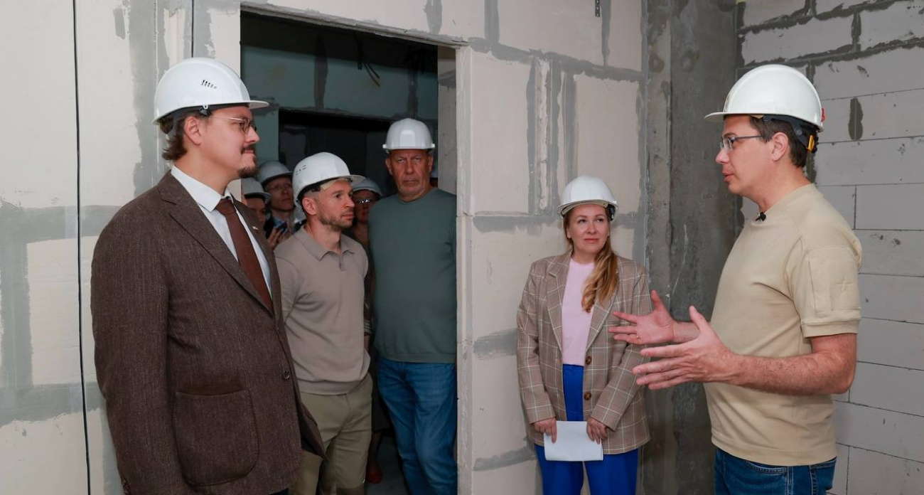 Шалабаев проверил, как идет стройка дома для расселения нижегородцев из аварийного жилья в Советском районе