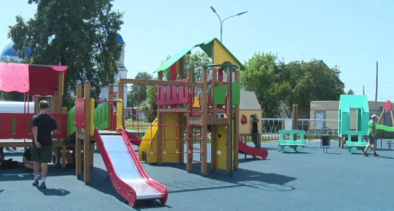 В Шатковском округе построили многофункциональное общественное пространство для отдыха всей семьей