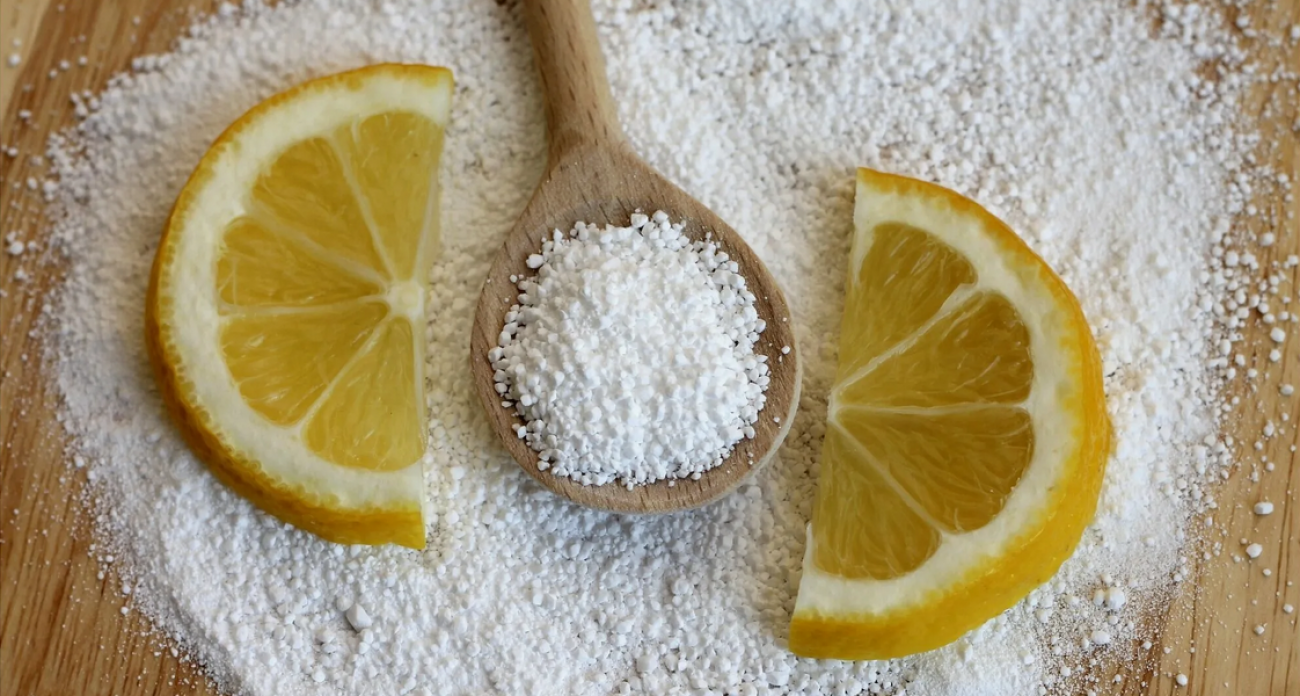 Домашний суперспрей: три копеечных средства из кухни против жира, запаха и грязи — эффект поразит