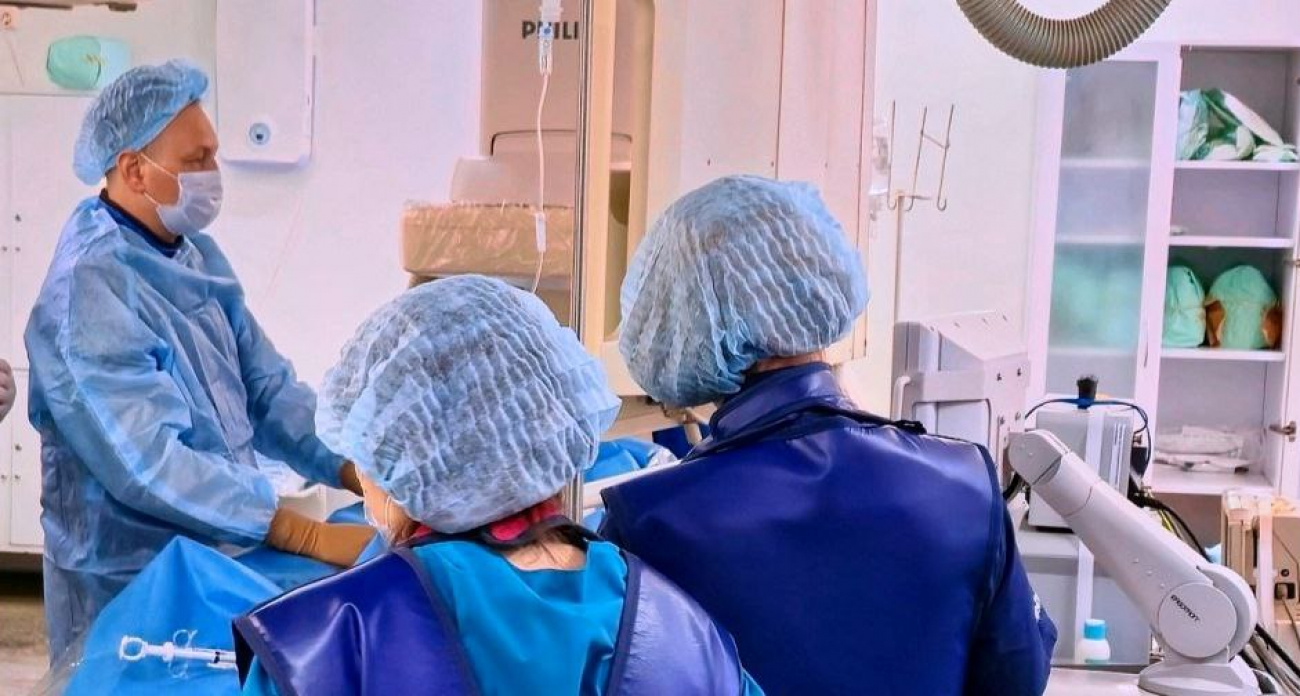 В Нижнем Новгороде врачи заморозили сердце пациента во воемя операции, чтобы спасти его жизнь 