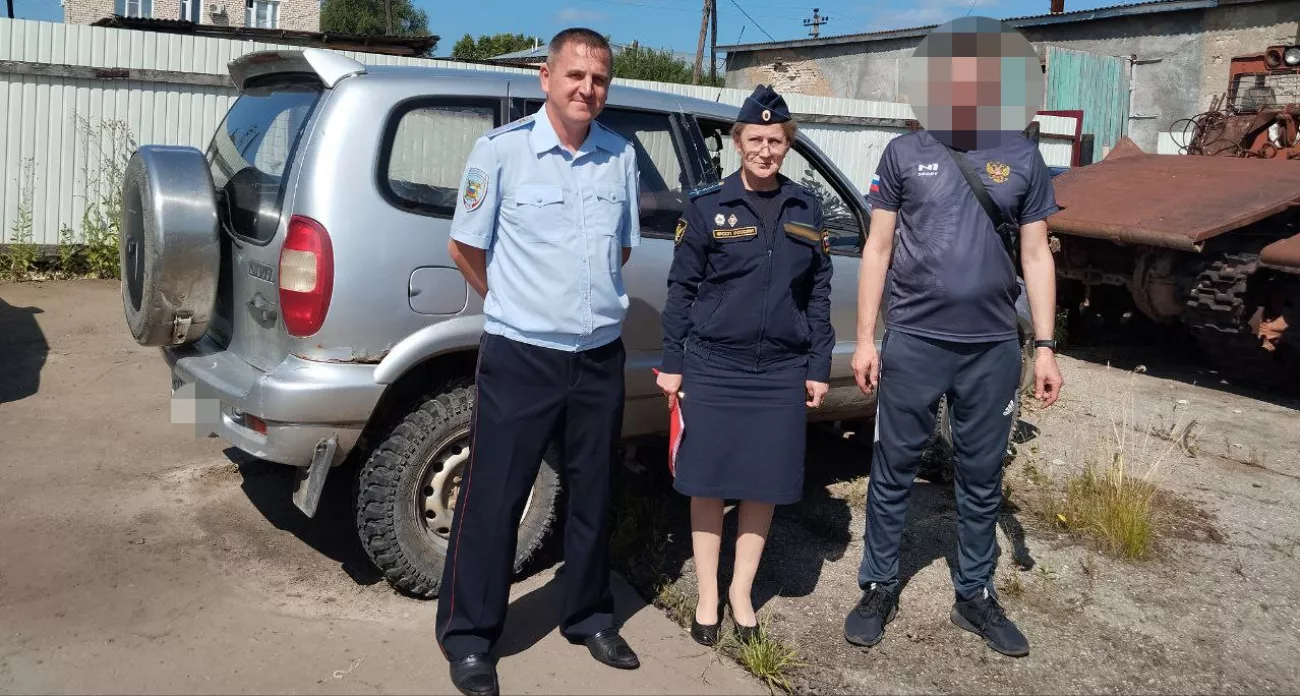 Фото к статье: У любителя развлечений из Тоншаевского района отобрали французскую иномарку и отвезли ее на СВО