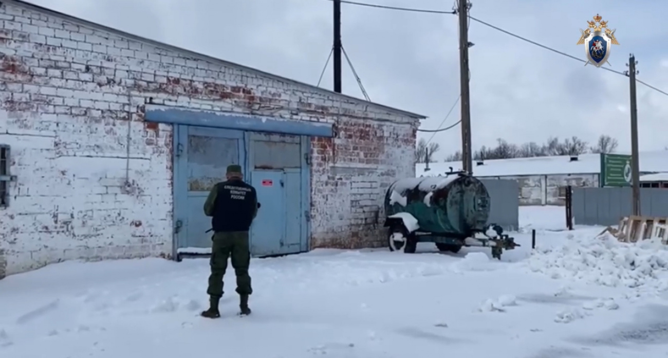 Начальник богородского мясокомбината устроил "притон" из иностранцев, которые жили и работали без документов