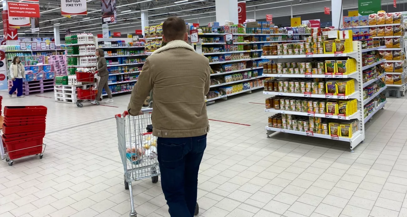 Фото к статье: Бывшие сотрудники "Магнита" и "Пятерочки" объяснили, почему нельзя никогда покупать конфеты на развес