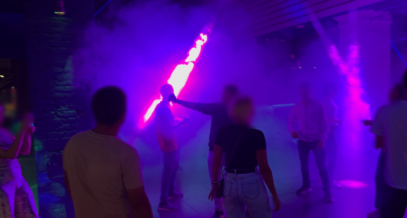 В Нижегородской области инспекторы защитили танцовщиц в одном из стрип-клубов, которым не давали работать официально