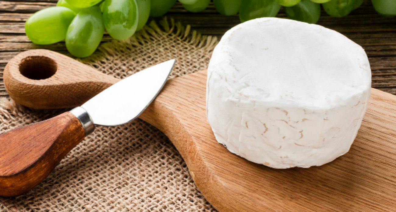 Смешиваю кефир и яйца — к утру готов домашний финский сыр: нежный деликатес «готовится сам» за 1 ночь