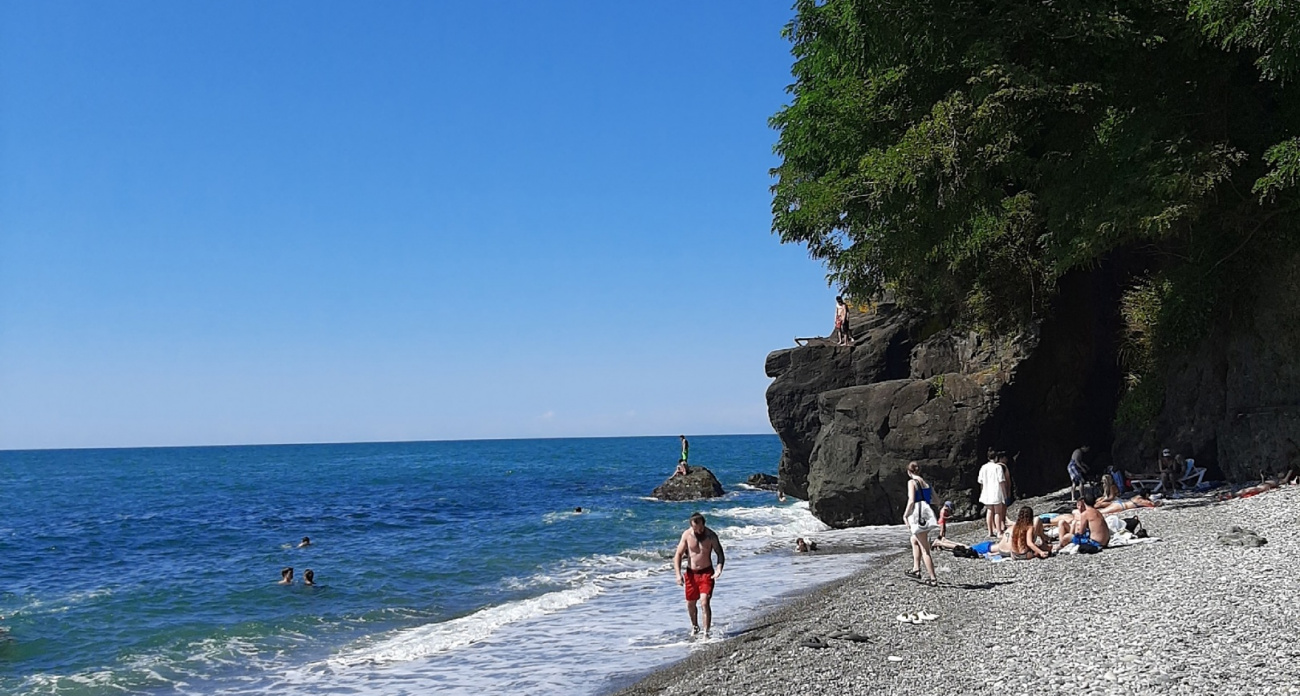 «Чистые пляжи и мало народу»: назван лучший курорт для отдыха в бархатный сезон - и это вовсе не Сочи