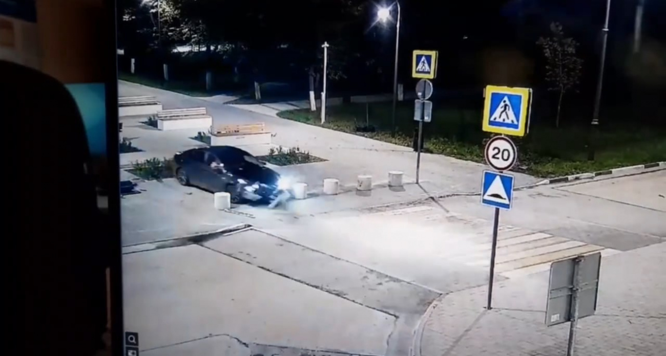 Лихач устроил ДТП в Дзержинске и уехал, замяв следы 