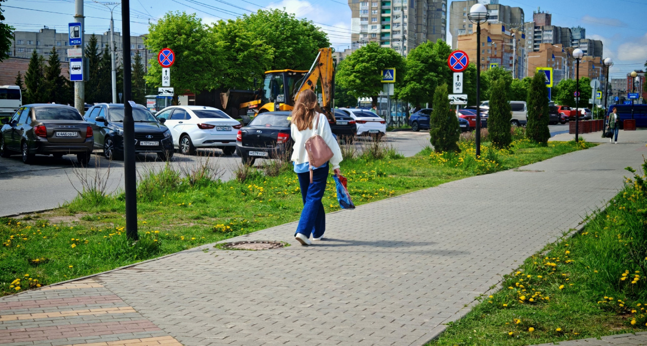Только женщина с низким интеллектом носит вещи этого цвета