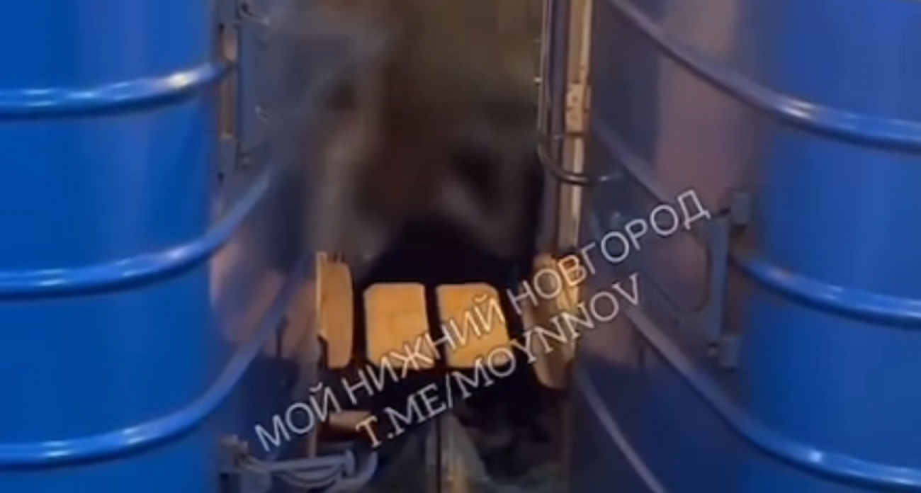 Молодой человек упал под поезд на станции "Двигатель Революции" в Нижнем Новгороде