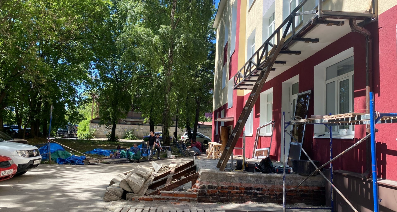 Стройфирма положила ремонт больниц Нижегородской области в долгий ящик, сорвав сделки на 30 миллионов