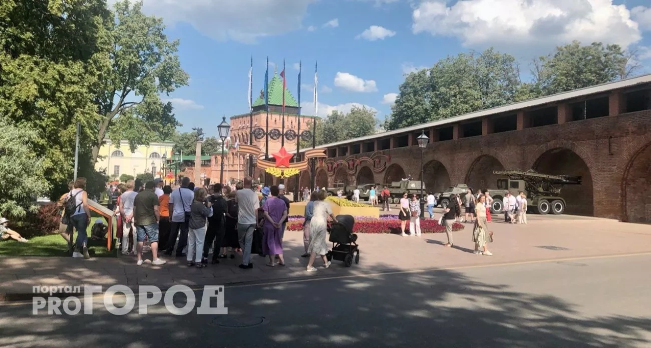 Необычные имена детей и скачок цен на бензин: главные новости за 17 сентября в Нижнем Новгороде